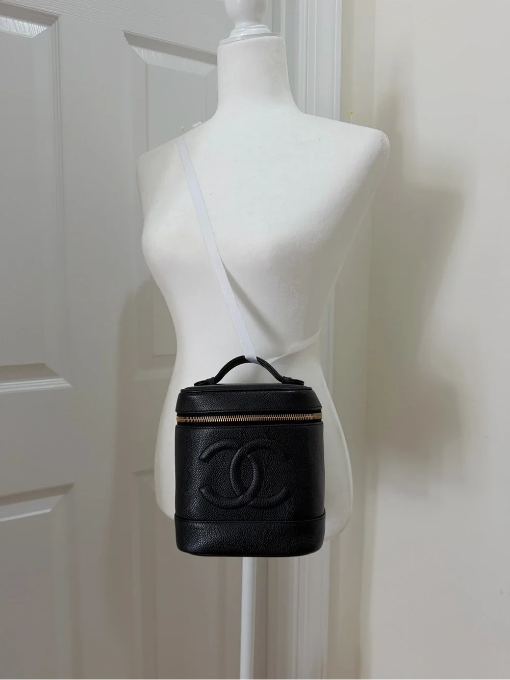 CHANEL Black Caviar Leather Vanity Case with Gold Hardware